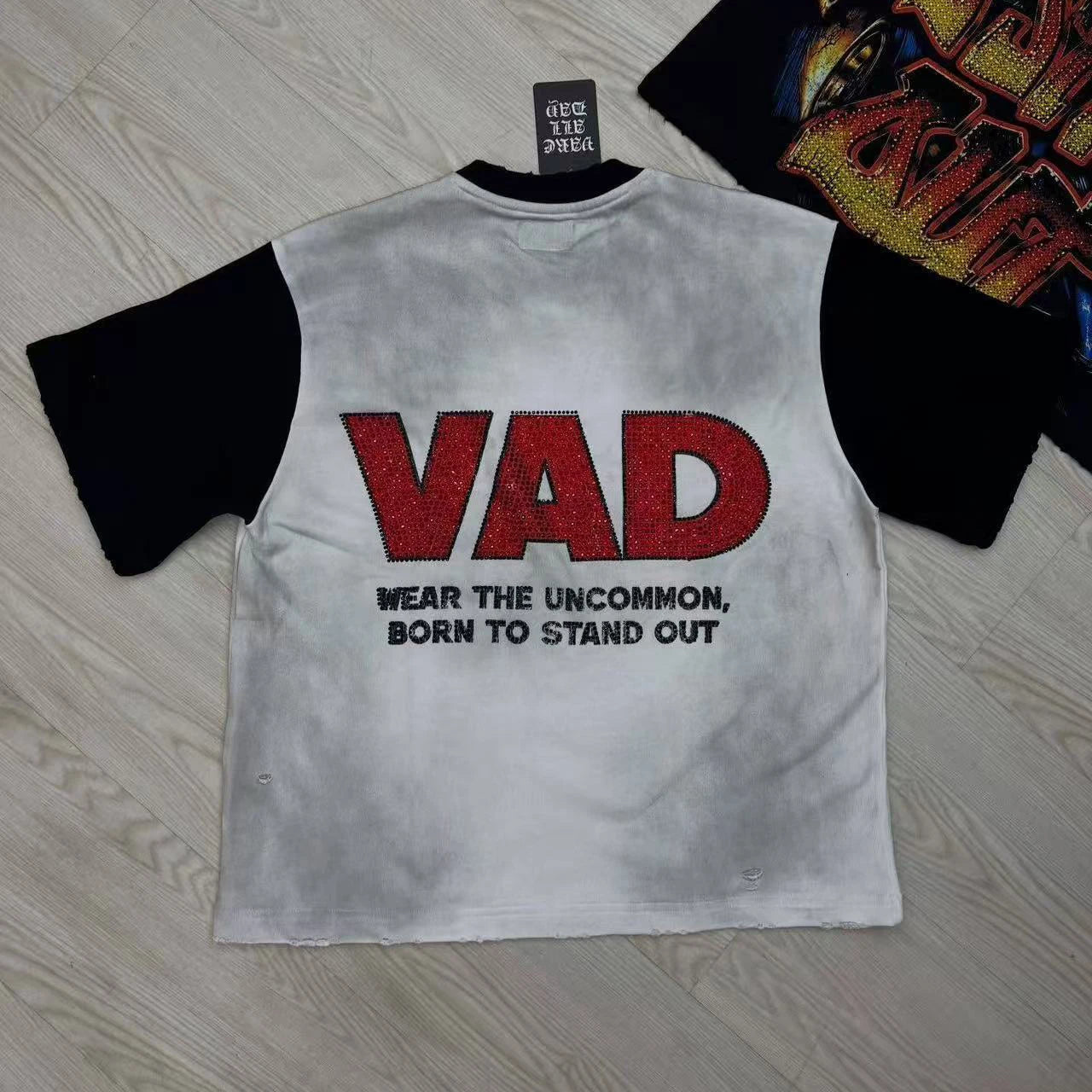 2026 New Fashion Streetwear Shinning Diamond Baggy Tshirts for Men and Women Short Sleeve Rhinestone Cotton Top Tees Oversized